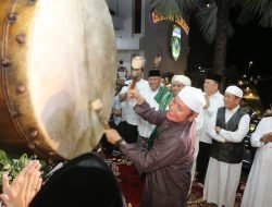 Herman Deru Gemakan Takbir di Griya Agung
