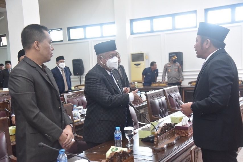 Gubernur Sumsel, Herman Deru saat Rapat Paripurna ke-49 DPRD Sumsel, Senin (30/5).