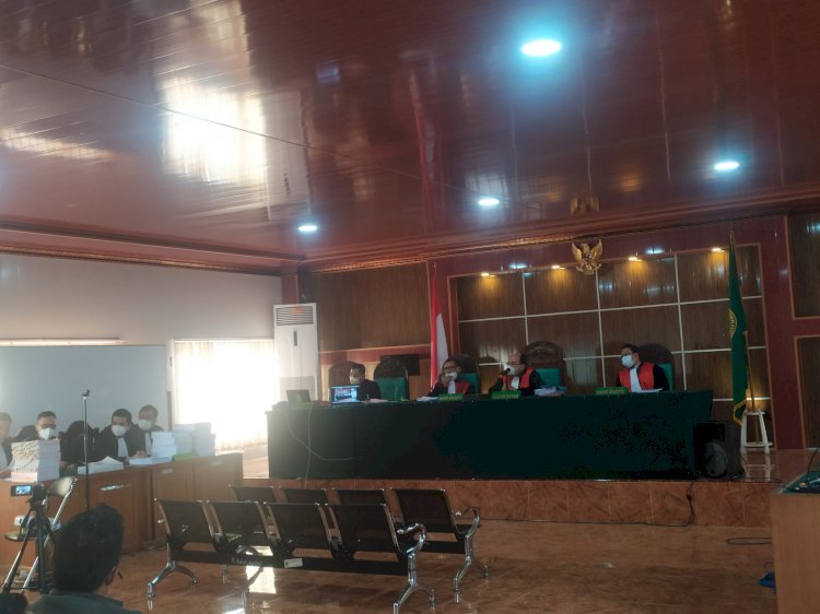 Sidang perdana dengan agenda pembacaan dakwaan terhadap 15 Anggota DPRD Muara Enim