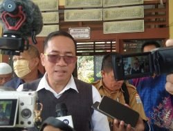 Zulinto: Siswa Tak Wajib Kembalikan Buku Pelajaran