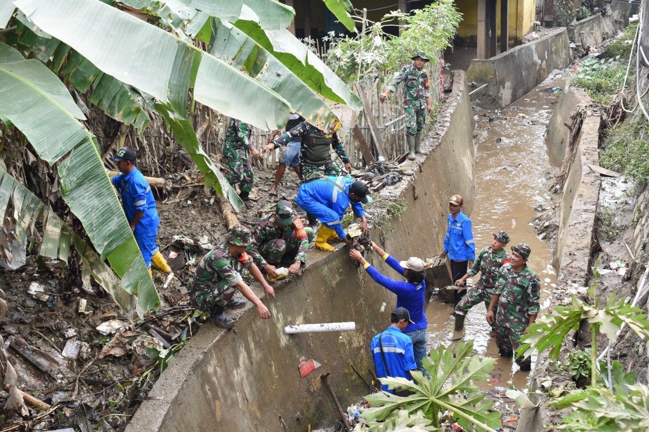 Tim Tanggap Bencana Bukit Asam Bantu Korban Banjir Tanjung Enim Dan Sekitarnya