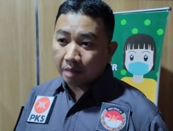 11.500 Guru Honorer Terancam Nganggur