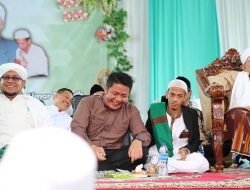 Deru Kagumi Karismatik As-Syeikh KH Ali Umar Thoyyib