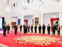 Reshuffle Kabinet Konsolidasi Politik Bukan Perkuat Kinerja