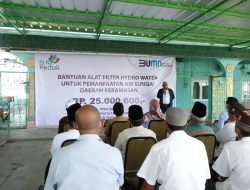 Masjid Darul Barokah Kertapati Terima Bantuan Alat Filter Hydro Water dari PLN