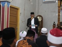 Wagub Mawardi Shalat Idul Adha di Masjid Baiturrahman