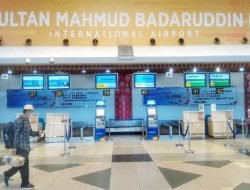 Bandara SMB II Perketat Pemeriksaan Penumpang, KKP Buka Sentra Vaksinasi Booster