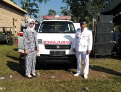 HUT RI ke-77, Pemdes Talang Buluh Bagi Ambulans ke Bidan Desa