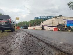 Penutupan Jalan Sementara Palembang-Betung KM 22