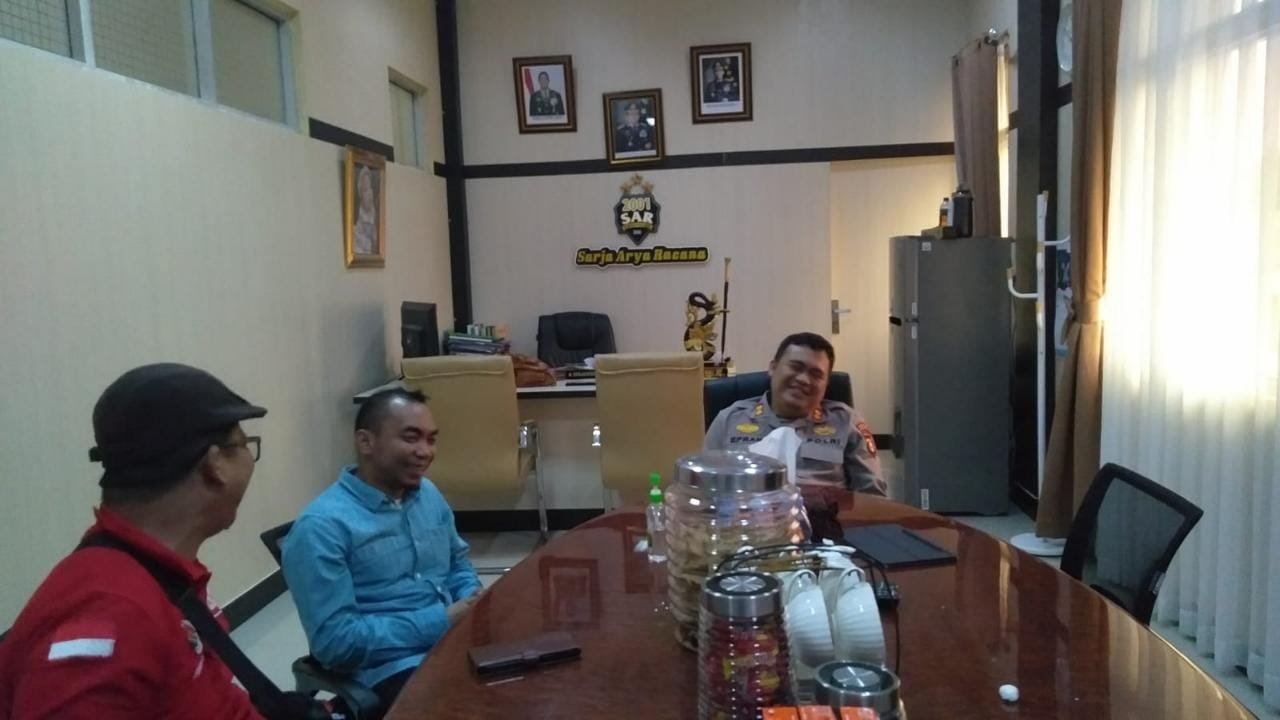 Kapolres Pali AKBP.Efrannedy menerima kunjungan Pengusaha Konfeksi dari Bandung