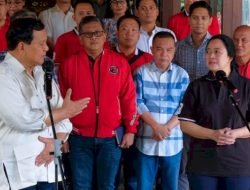 Prabowo dan Puan Berbincang 4 Mata, Ada Apa.?
