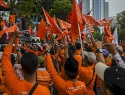 4 Oktober 2022, Partai Buruh Bawa Massa Lebih Besar