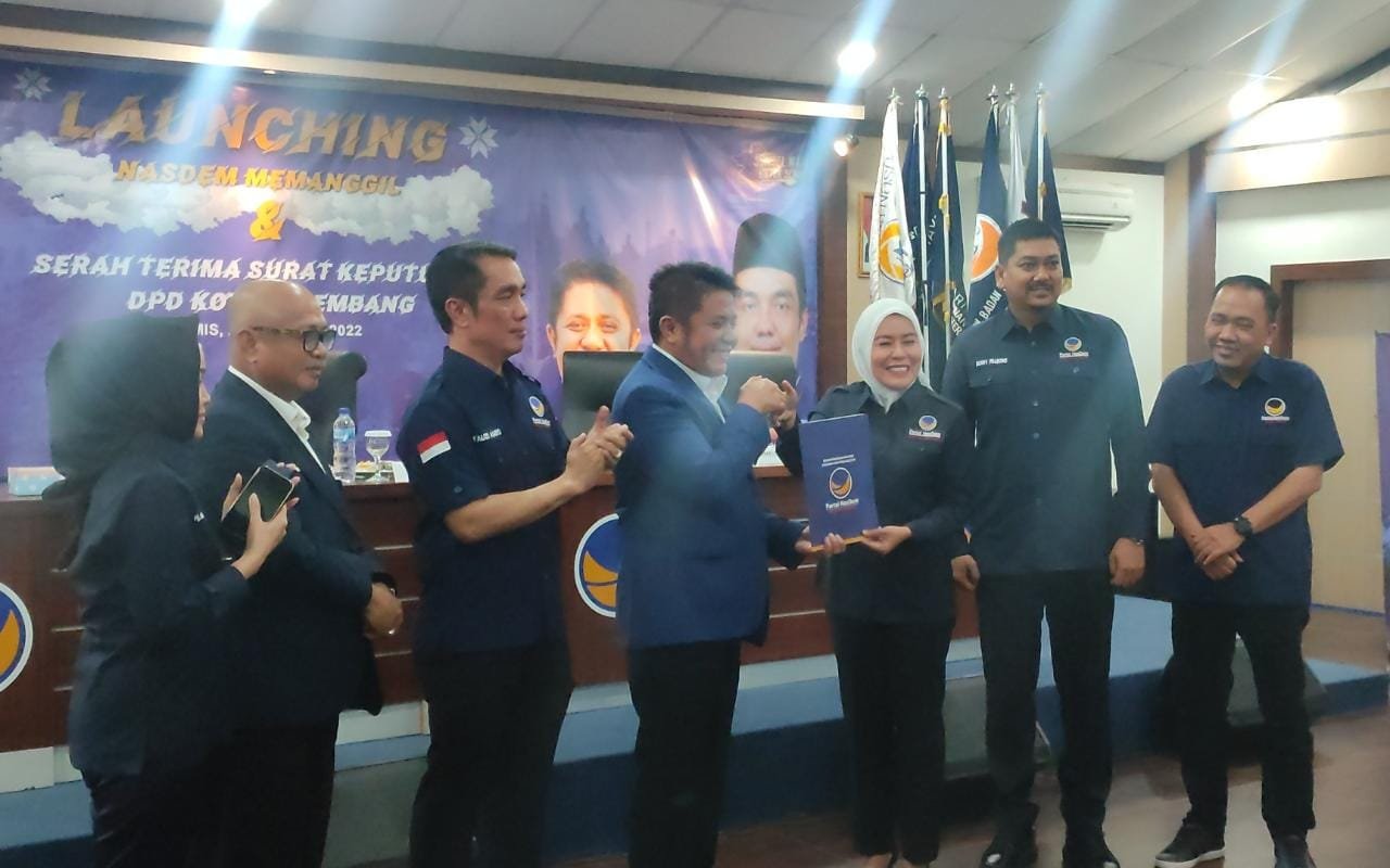 Fitrianti Agustinda resmi memimpin Partai NasDem Kota Palembang