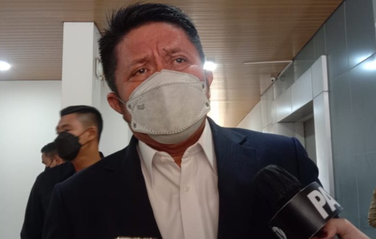 Gubernur Sumsel H Herman Deru saat dikonfirmasi di Kantor Pemprov Sumsel