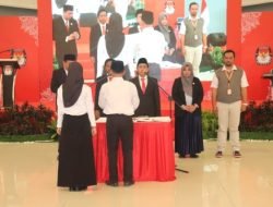 Bupati Askolani Hadiri Pelantikan 936 Anggota PPS Kabupaten Banyuasin