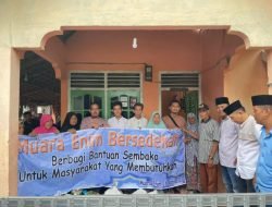 250 Sembako Dibagikan Komunitas Muara Enim Pada Masyarakat Kurang Mampu