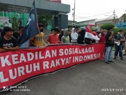 Tolak Perizinan Tambang PT Semen Baturaja