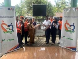 KAI Divre III Berbagi Hewan Qurban di Lahat