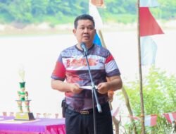 Meriah! Warga Antusias Saksikan Balap Ketek di Desa Lumpatan
