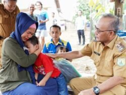 Cegat Pj Bupati Apriyadi Saat Blusukan, Susilawati Minta Anaknya Dibantu Operasi