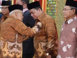 Bupati Askolani Terima Penghargaan PWRI