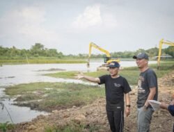 Sidak ke Lapangan, Apriyadi Warning Kontraktor Selesaikan Pembangunan Infrastruktur Tepat Waktu
