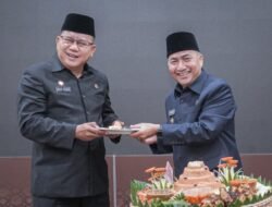 Senangnya Apriyadi Mahmud Dapat Kejutan Ultah dari ASN Muba