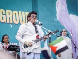 Tauke Karet dan Minyak ‘Rebutan Lelang Gitar Rhoma Irama 