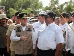 Agus Fatoni Dampingi Mentan RI Tinjau Kegiatan Upsus Optimalisasi Lahan Rawa Tahun 2024 di Banyuasin