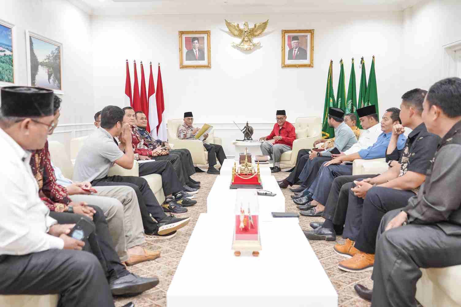Puluhan pengurus Presidium Pemekaran Daerah Otonomi Baru (DOB) Kabupaten Musi Banyuasin (Muba) Timur, Kamis (21/3/2024) pagi menemui langsung Pj Bupati Apriyadi