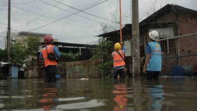 PT PLN (Persero) mengimbau seluruh masyarakat untuk waspada terhadap adanya potensi banjir atau cuaca ekstrem.