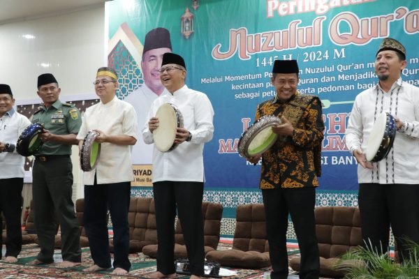 Sekda Muba, Musni Wijaya ajak masyarakat memanfaatkan momentum Ramadan ini untuk lebih banyak membaca