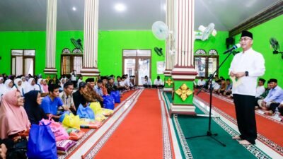 Safari Ramadhan Terakhir, Apriyadi Disambut Antusias Warga