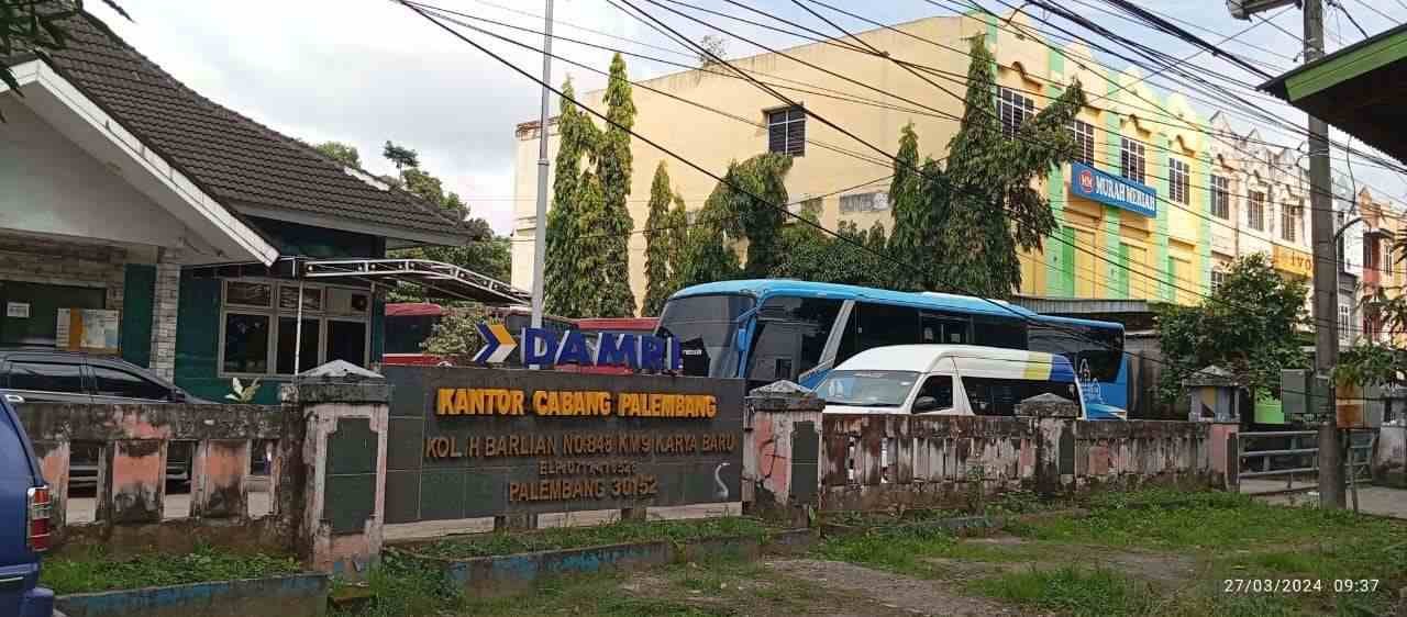 Terminal Bus Damri