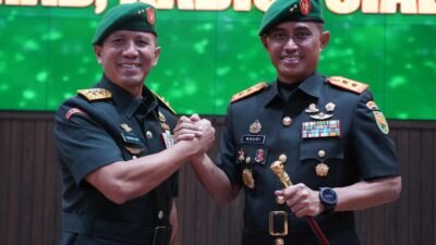 Mayjen TNI Mohammad Naudi Nurdika Resmi Terima Tongkat Komando Pangdam II Sriwijaya