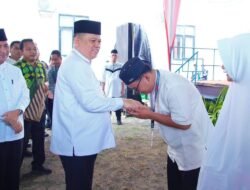 Lepas 270 JCH Muba , Pj Bupati Sandi Fahlepi Minta Jemaah Jaga Kesehatan