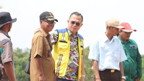 Pj. Bupati Banyuasin Monitor Peningkatan Jalan Alfa One-Tanjung Sari