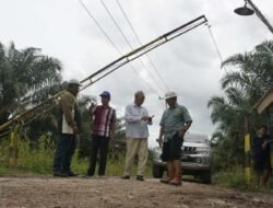 Warga Air Saleh ; Terimakasih Pak De Slamet Jalan Bisa Kami Lewati Lagi