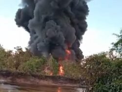 Sumur Bor Ilegal yang Mencemari Sungai Parung Terbakar