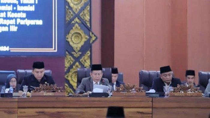 Instagram @pancawijayaakbar A-A+ Rapar Paripurna VII DPRD Ogan Ilir bersama Pemkab Ogan Ilir, Jumat (5/7/2024).