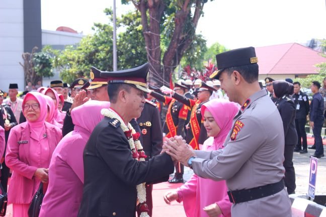 Polda Sumsel Lepas 82 Personil yang Masuki Masa Purna Bakti