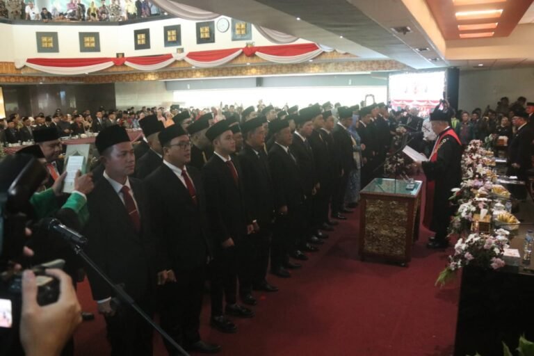 50 Anggota DPRD Kota Palembang Terpilih Resmi Dilantik