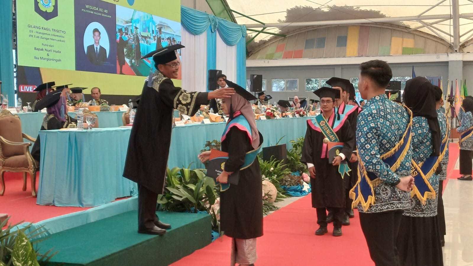 Politeknik Negeri Sriwijaya (POLSRI) merayakan wisuda ke-40