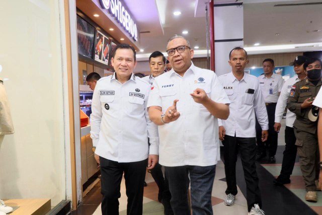 Pj Gubernur Elen Setiadi Dampingi  Wamenaker  RI Buka Job Fair Terbesar di Sumsel