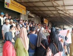 Pedagang Pasar 16 Ilir Palembang Usir Perumda dan PT BCR
