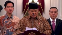 Tangkapan layar Presiden Prabowo Subianto didampingi Wapres Gibran Rakabuming Raka dan Wakil Ketua DPR Sufmi Dasco Ahmad di Istana Negara, Jakarta