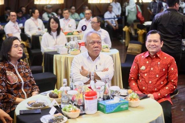 Pj Gubernur Elen Setiadi Hadiri Serah Terima BMN Kementerian PUPR Tahun 2024