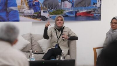 Direktur Strategi dan Pengembangan Bisnis PGN Rosa Permata Sari saat paparan dalam Rakernas SP PGN 2024