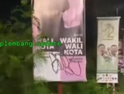 Fasum dan Spanduk Pilkada Palembang Jadi Sasaran Vandalisme