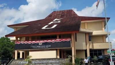 Gedung KPU Sumsel. (Foto : Halopos.id)
